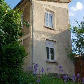 Maison à Issy les Moulineaux, proche de Paris, hotel in Issy-les-Moulineaux