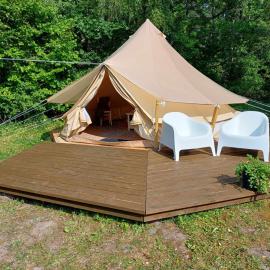 Trummi glämping ja korstnata saun, hotell i Hiiumaa
