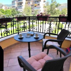 Korca Luxury Apartments & Rooms, hotel in Korçë