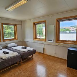 Double room 202 - near Kristiansand, hotelli kohteessa Vennesla
