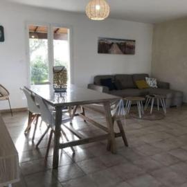 Maison de vacance proche de la plage, hotel in La Brée-les-Bains