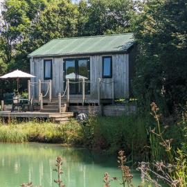 Lynstone Lakes – hotel w mieście Bude