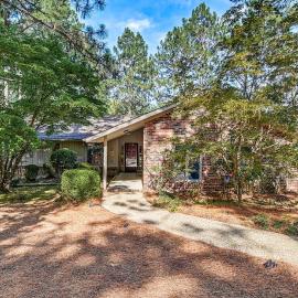 Charming Pinehurst Getaway w/ Golf Course View!