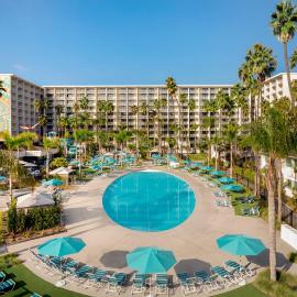 Town and Country San Diego โรงแรมในซานดิเอโก