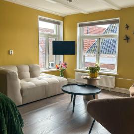 Stijlvol Familie Appartement De Waegh: Dokkum şehrinde bir otel