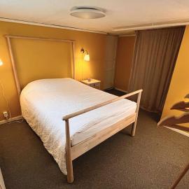 Guest flat in a family house close to city center, hotel a Linköping