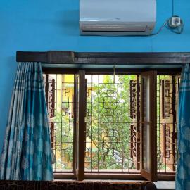 Home away from Home in city with Garden View