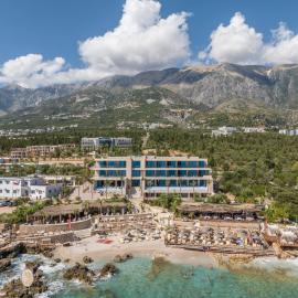 BEYOND A Luxury Boutique Hotel, Hotel in Dhërmi