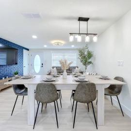 Poolside Paradise Near Siesta Key Beach, hotel in Sarasota