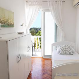 Apartmani Novkovic: Bar şehrinde bir otel