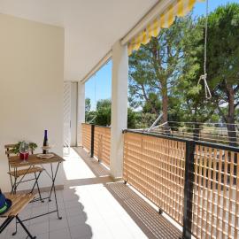 GuestHost - Silvia's Apartment with parking - 400m from sea