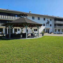 Hotel Fuchs & Hase SELF CHECK IN, viešbutis mieste Rozegas