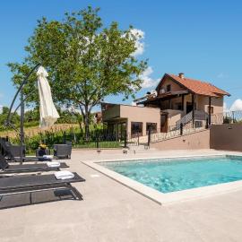 Stunning Home In Kobasicari, hotell sihtkohas Kobasičari