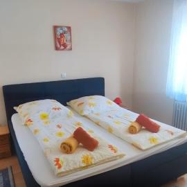 Alb Rooms - Einfache, gepflegte Zimmer auf der Schwäbischen Alb, hotel em Oberlenningen