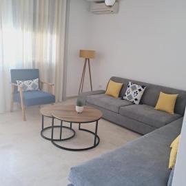Duplex Marsa Ennessim, hotel in Dar el Ouzir