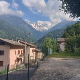 B&B La Presef, hotel em Vezza dʼOglio