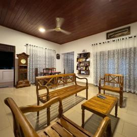 Win Min Accommodation, hotel in Homagama