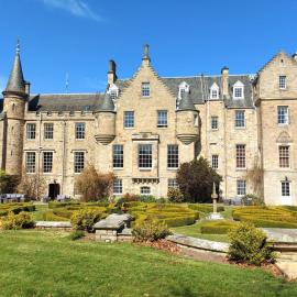 Carberry Tower Mansion House and Estate, hotel in Musselburgh