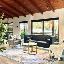 Charming Home in Sunnybank close to plaza with Pool, hotel in Brisbane