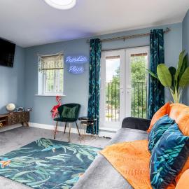 Doncaster Lakeside Paradise Place