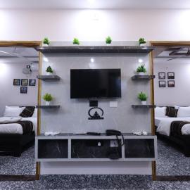 A Meridian Stay