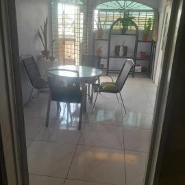 Bobby Vacational Home, hotel in Portmore