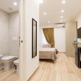 Graziano Home Airport, hotel in Napels