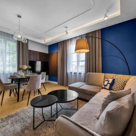 Warsaw Old Town Apt - Top Location, Workspace - by Rentujemy
