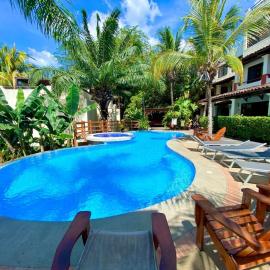 Turtle's Nest Condo, hotel in Coco