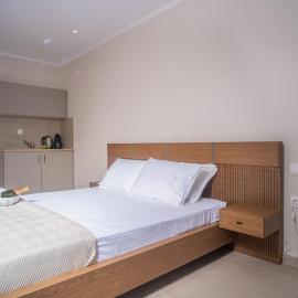 kyparissis first class، فندق في Kalandra