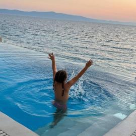 ADRIA MIRIS apartments, hotel en Drasnice