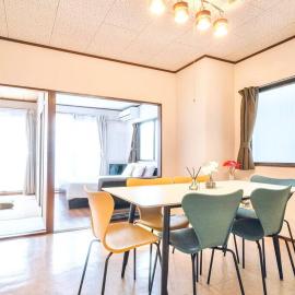 光アパートメント広島駅前 HIKARI Apartment Hiroshima Station, hotel Hirosimában
