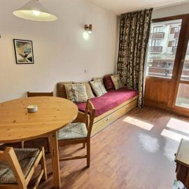 Résidence Rond-point Des Pistes Iii - Appartement 2 pièces pour 4 personnes situé à Val d’Isère, skis aux pieds et à 500m du centre du village, navettes gratuites au MAE-1798, hotel in Val-d'Isère