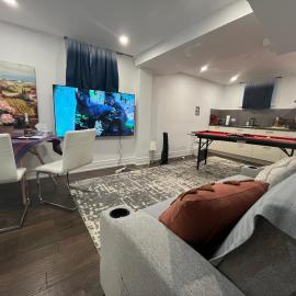 cozy private guest suite