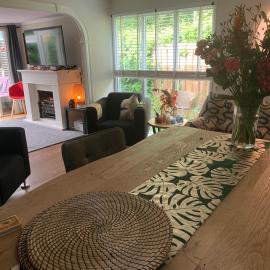 Gezellige ruime Cottage, privé, 2 slaapkamers, hond welkom!, hotel a Hattemerbroek