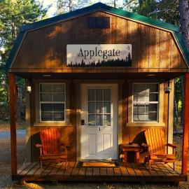 Applegate Cabin 2, hotel in O'Brien