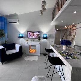 Paradise Luxury Apartment, hotel in Velipojë