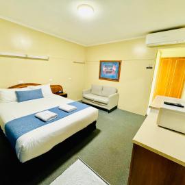 Ardeanal Motel, hotel in West Wyalong