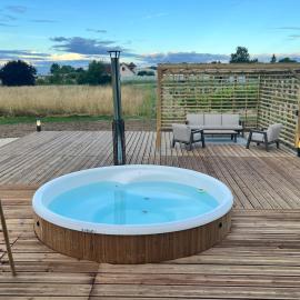 GreenWoods Ecolodge - Zoo de Beauval et Châteaux de la Loire, hotel en Fresnes
