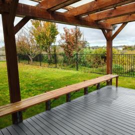peaceful gully view home -4 bedrooms