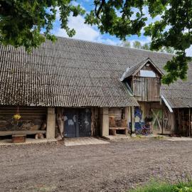 Paldaži Farm, Authentic Barn Heyloft experience, Hotel in Limbaži