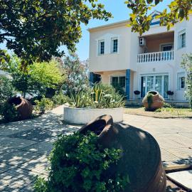 Villa Garden