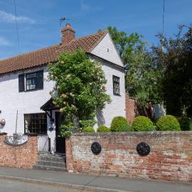Rosehip Cottage Period home, Bingham, Nottingham, hotel in Bingham