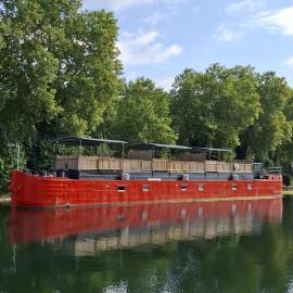 La péniche de Fabrice avec Jacuzzi privatif, hotel a Estrasburg