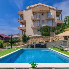 Apartments in Dramalj 39257