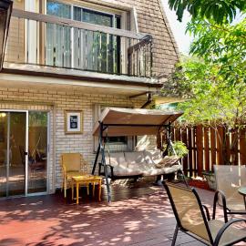 Townhouse with Private Patio