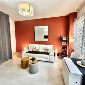 Spacieux studio Arcachon centre "5 nuits minimum" Parking gratuit, готель у місті Аркашон