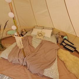 Järveääre Glämping, hotel sa Jõeranna