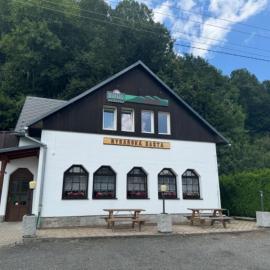 Penzion a Rybářská bašta U Jesetera, hotel a Jeseník