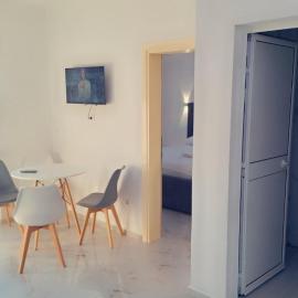 Noara Apartments Modern Stay Near Beach Free Parking Ideal for Families and Groups, hotel in Donji Štoj